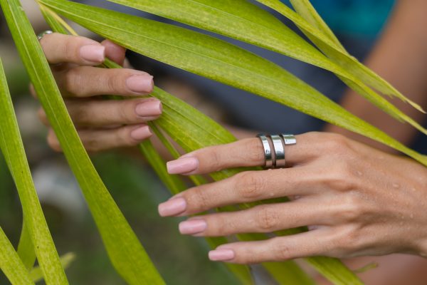 How to Grow Nails Faster: Six Protective Techniques for Rapid Nail Growth in Females.