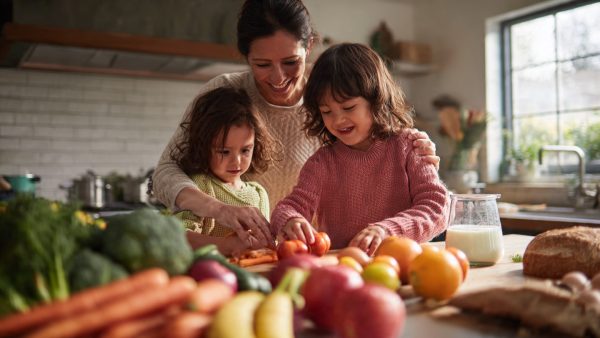 Kids Nutrition Tips: Healthy Eating Habits for Growing Children